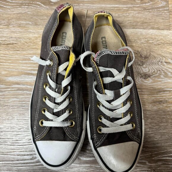 Converse All Star Low Top Chuck Taylors Gray Womens Size 7 - Picture 2 of 8
